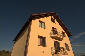 Ucraina Privát Schidnyca, Exteriorul